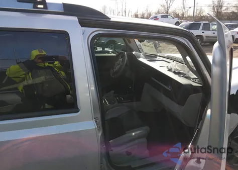 2008 Jeep Commander Overland z USA, uszkodzony, nr VIN 1J8HG68268C215294